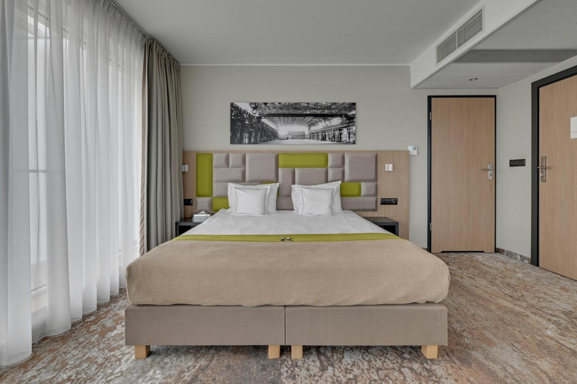 Hotel Almond Business & Spa By Grano - Grano Hotel Gdansk Riverside Exterior photo